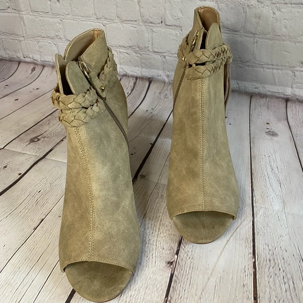 Open toe booties - Picture 3 of 6